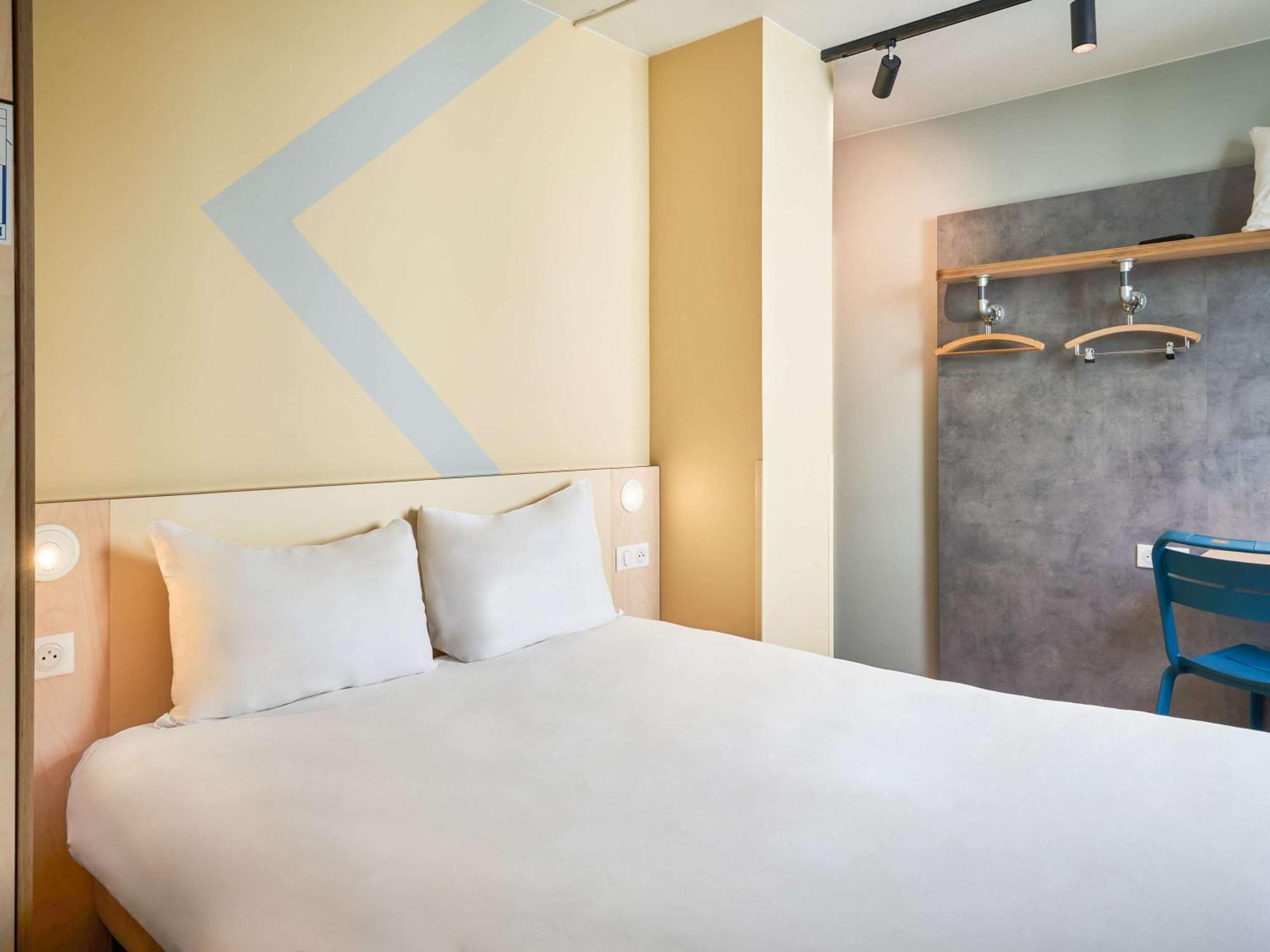 Ibis Budget Saint-Maurice Экстерьер фото